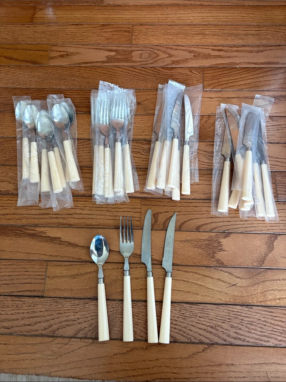 Vtg Lot Of 32 Stainless Steel Taiwan Plastic Handle Place Setting